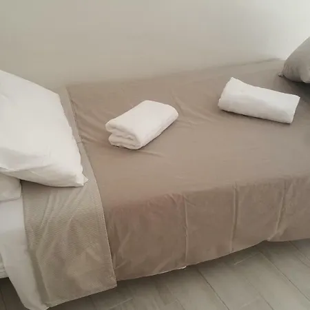 La Perla Konukevi Trani